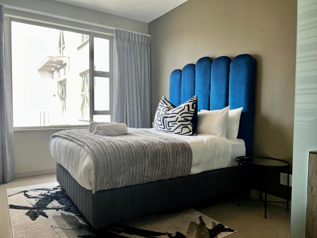 The Tyrwhitt Rosebank Apartments (Adults Only) جوهانسبورغ المظهر الخارجي الصورة