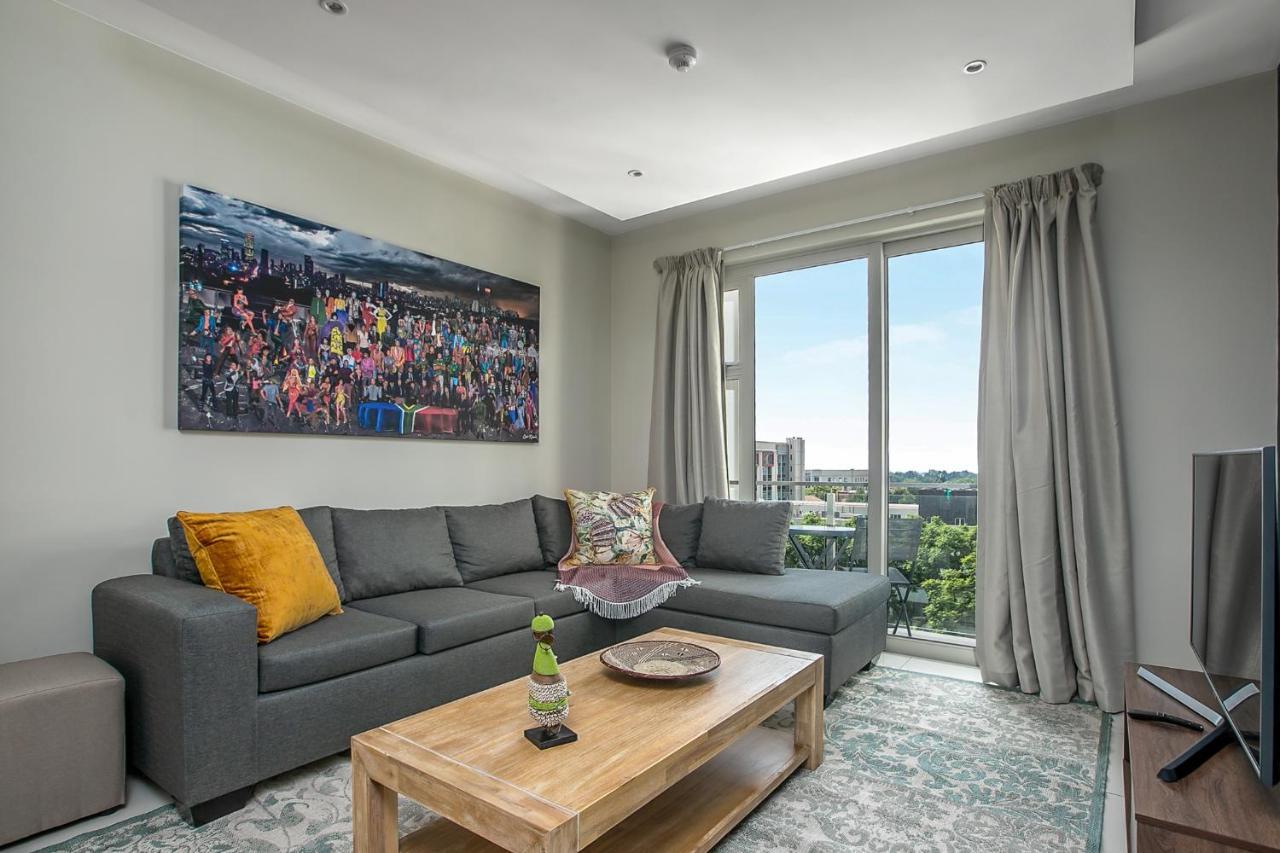 The Tyrwhitt Rosebank Apartments (Adults Only) جوهانسبورغ المظهر الخارجي الصورة