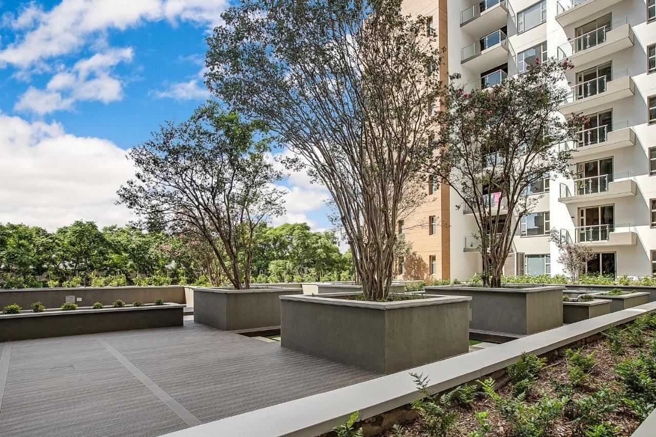 The Tyrwhitt Rosebank Apartments (Adults Only) جوهانسبورغ المظهر الخارجي الصورة
