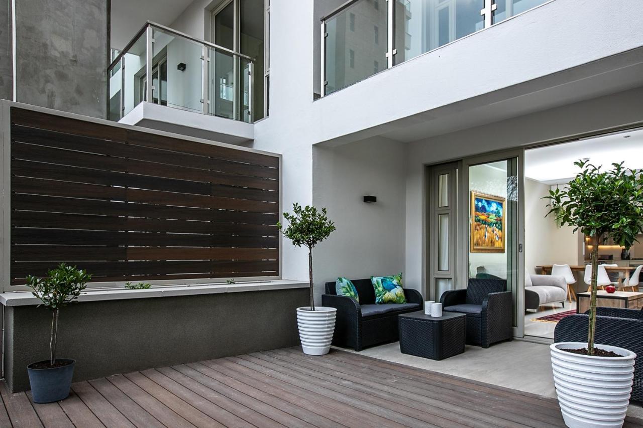 The Tyrwhitt Rosebank Apartments (Adults Only) جوهانسبورغ المظهر الخارجي الصورة